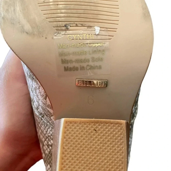 Billini Cynthia Bootie - Picture 3 of 8